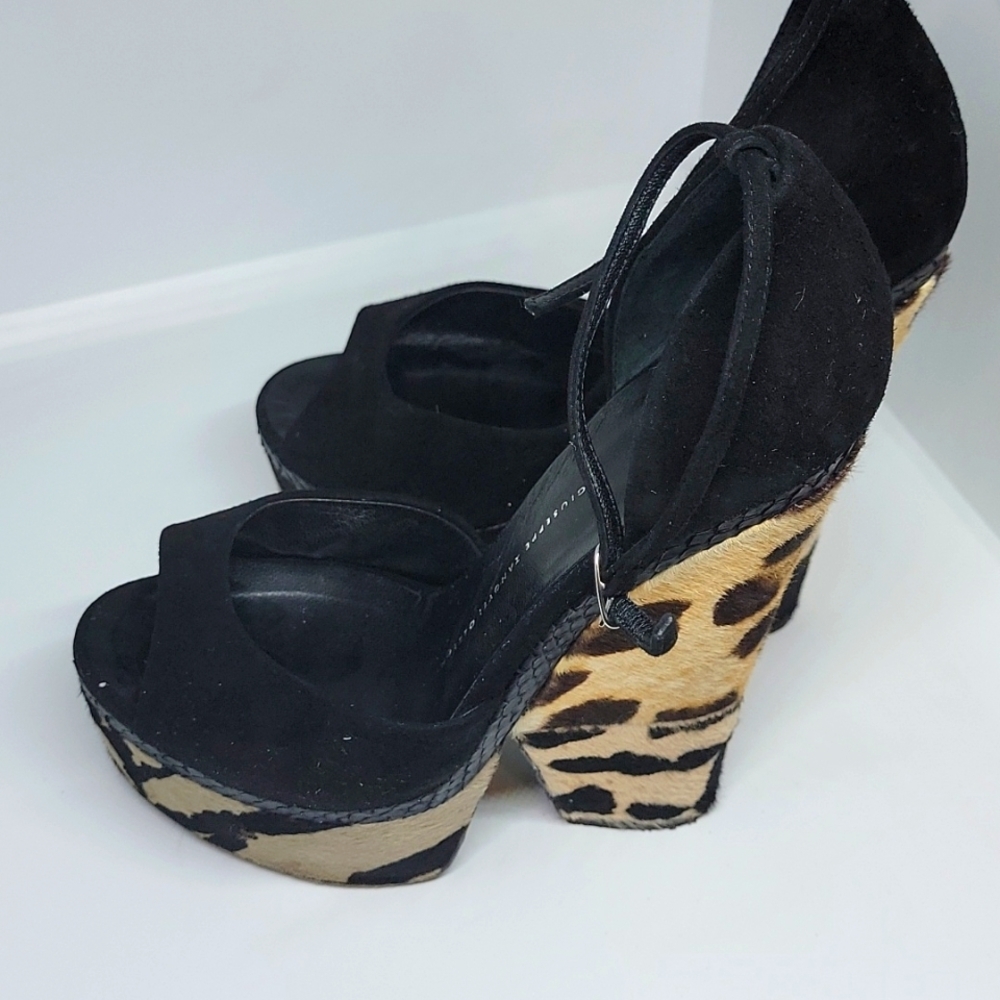 Guiseppe Zanotti  hair sandal platform 38